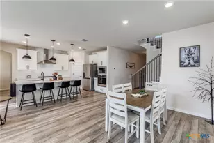 213 Sugar Cane Rd, Buda, TX 78610 - Photo 5