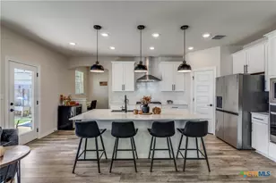 213 Sugar Cane Rd, Buda, TX 78610 - Photo 3