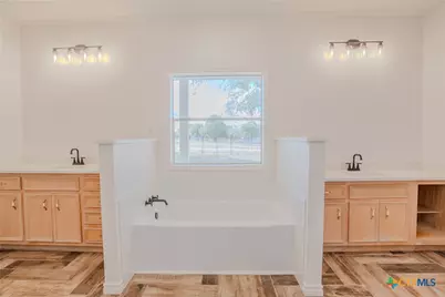 13888 Fm 236, Victoria, TX 77905 - Photo 13