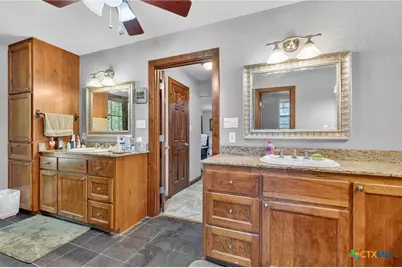 725 County Road 300, Hamilton, TX 76531 - Photo 27