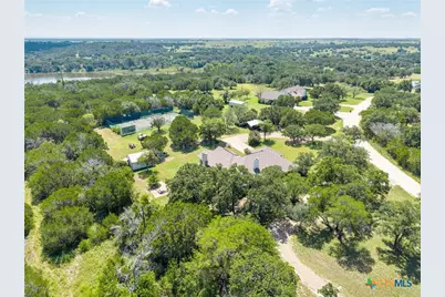 725 County Road 300, Hamilton, TX 76531 - Photo 35