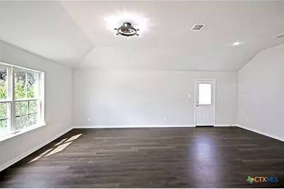 2973 Greenbriar, Seguin, TX 78155 - Photo 13