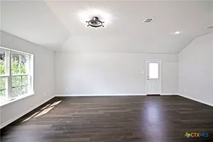 2973 Greenbriar, Seguin, TX 78155 - Photo 13