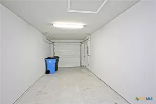 2973 Greenbriar, Seguin, TX 78155 - Photo 15