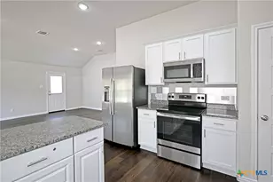 2973 Greenbriar, Seguin, TX 78155 - Photo 11