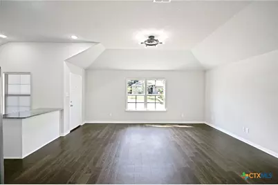 2973 Greenbriar, Seguin, TX 78155 - Photo 17