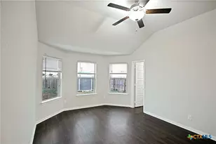 2973 Greenbriar, Seguin, TX 78155 - Photo 25