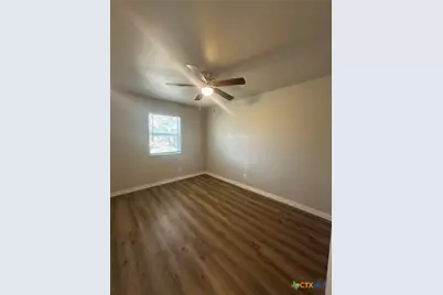 19221 San Marcos Highway #B, Martindale, TX 78655 - Photo 9