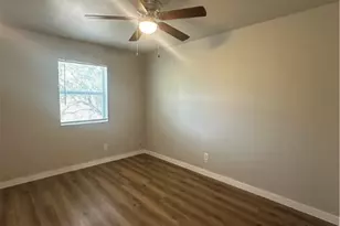 19221 San Marcos Hwy, Martindale, TX 78655 - Photo 9