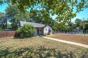 524 E 13th Ave, Belton, TX 76513 - Photo 3