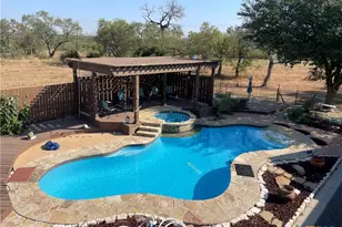 16835 FM725, Seguin, TX 78155 - Photo 11