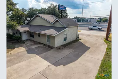 1712 N Interstate 35, San Marcos, TX 78666 - Photo 7