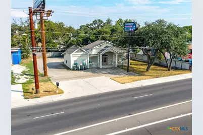 1712 N Interstate 35, San Marcos, TX 78666 - Photo 3