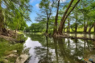 730 E Mather St, New Braunfels, TX 78130 - Photo 37