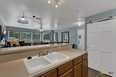 730 E Mather Street #D102, New Braunfels, TX 78130 - Photo 11