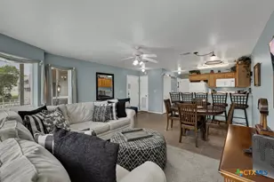 730 E Mather St, New Braunfels, TX 78130 - Photo 7