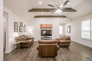 113 Persimmon Ct, Victoria, TX 77904 - Photo 7