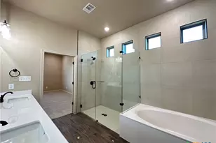 214 Desert Holly Dr, Temple, TX 76502 - Photo 23