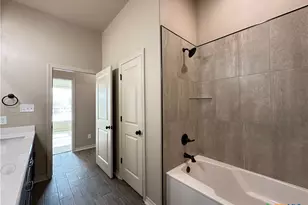 214 Desert Holly Dr, Temple, TX 76502 - Photo 17