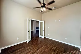 224 Desert Holly Dr, Temple, TX 76502 - Photo 3