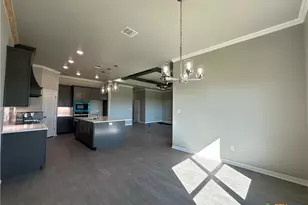 1011 Alice Cir, Temple, TX 76502 - Photo 7