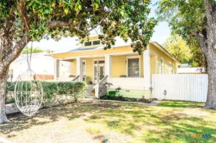 843 Cross St, New Braunfels, TX 78130 - Photo 3