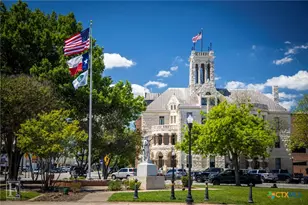 843 Cross St, New Braunfels, TX 78130 - Photo 37