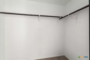 128 Hellcats Wy, Jarrell, TX 76537 - Photo 15