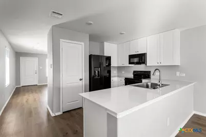 128 Hellcats Way, Jarrell, TX 76537 - Photo 5