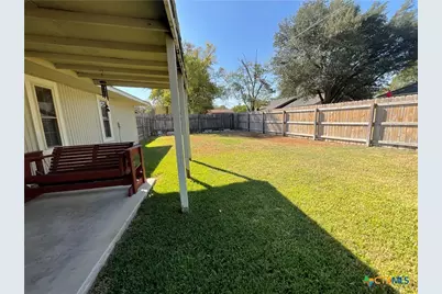 619 Jackson Street, Rockdale, TX 76567 - Photo 5