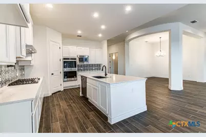 593 Vale Court, New Braunfels, TX 78132 - Photo 13