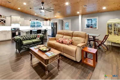 2133 Cr 125, Edna, TX 77957 - Photo 3