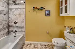 2133 Cr 125, Edna, TX 77957 - Photo 17