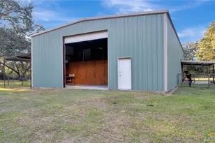 2133 Cr 125, Edna, TX 77957 - Photo 27