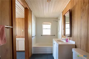 3779 Mule Creek Rd, Harwood, TX 78632 - Photo 19