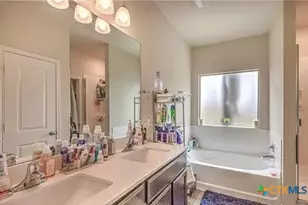 6107 Lavaca Dr, Belton, TX 76513 - Photo 7