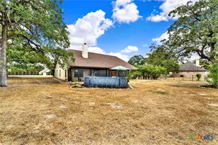 383 Rosewood Dr, La Vernia, TX 78121 - Photo 33