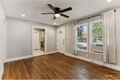 1030/1032 Haynes Street #2, San Marcos, TX 78666 - Photo 11