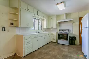 504 W Park Ave, Temple, TX 76501 - Photo 7