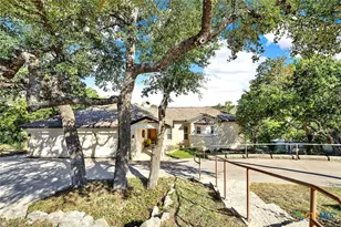 2406 Connie Dr, Canyon Lake, TX 78133 - Photo 5