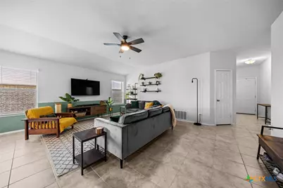 8402 Pleasant Trail Drive, Temple, TX 76502 - Photo 9