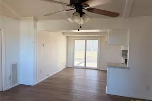 2603 W Main St, Cameron, TX 76520 - Photo 9