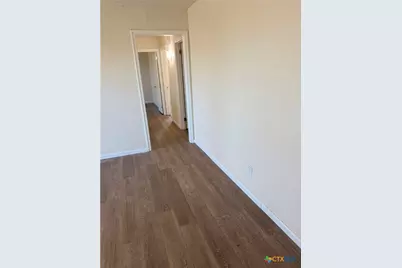 2603 W Main Street, Cameron, TX 76520 - Photo 17