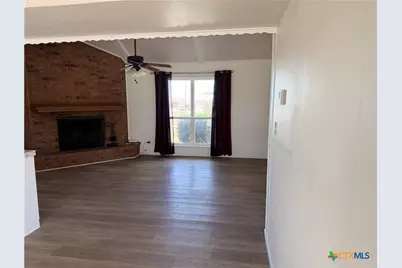 2603 W Main Street, Cameron, TX 76520 - Photo 7