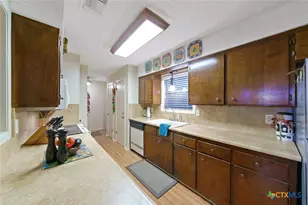 1086 O C Trout Dr, Canyon Lake, TX 78133 - Photo 9