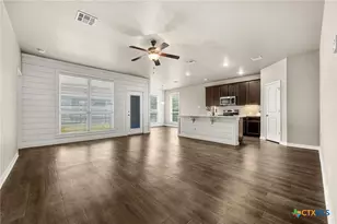 5321 Lancaster Dr, Belton, TX 76513 - Photo 11