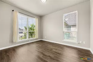 5321 Lancaster Dr, Belton, TX 76513 - Photo 5