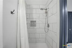 133 Alamo Dr, Pipe Creek, TX 78063 - Photo 21