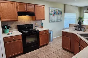 144 Crane Crest Dr, New Braunfels, TX 78130 - Photo 7