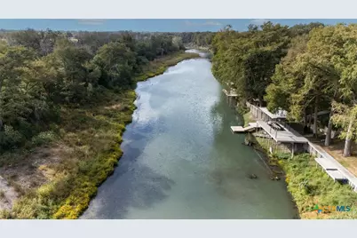 114 Navajo Trail, Seguin, TX 78155 - Photo 1